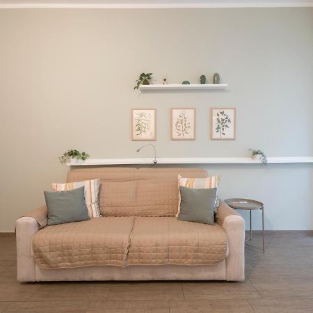 I Host Apartment - Montesuello 9 Mediolan Zewnętrze zdjęcie
